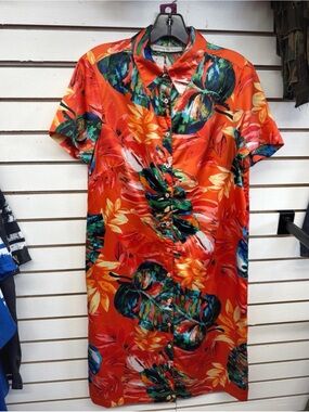 Signature Collection Medium Tropical Floral Button Front Dress